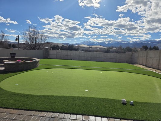 Paver Patio installations and Landscape. - Putty Green installations and backyard remodeling. 
New paver patio using Belgard Cambridge Cobble pavers and Weston Wall blocks.