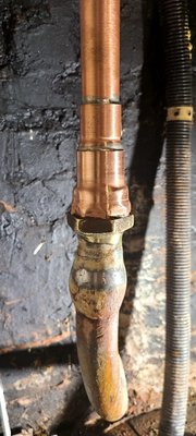 pressure reducing valve - Pressure reducing valve  and water main leak