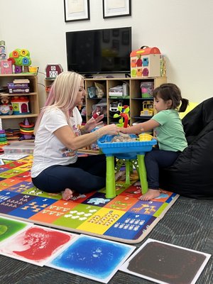 Sand play - Child-led speech therapy with the sand table.
