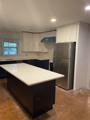 Kitchen Remodeling - The following are from Kitchen Remodels that Creative Concepts Investments, Inc. has done within the past 30 days.  We offer full-service Kitchen Remodels which involve demolition, cabinet installs, countertops, trash can pullouts, spice rack pull-outs, and more.