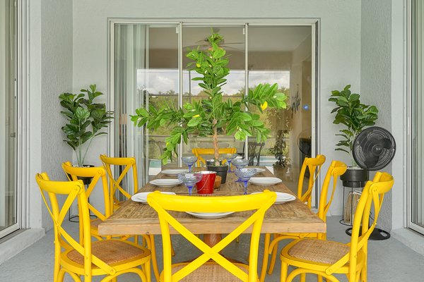 margl - Small improvements with tasteful decor can make a huge difference! Elevate your property’s appeal and boost bookings with just a few thoughtful touches