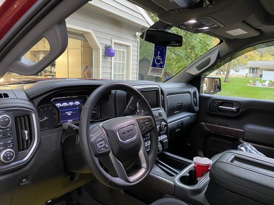 interior detail - Full inside details!!! These are alway satisfying and great for side by side pictures, I love to see the car cabin look new. You should feel like, you just pulled off the lot!!!
 
$85 or $120 
Coupes / Small SUV’s - $85

Large SUV / Trucks - $120

At our location 

2-3 hours

Includes vacuum, trims scrubbed and brush cleaned, carpet steam, seat steam, door jams, mats, windows, interior protectant / sealant.
