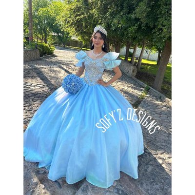 Quince Dress - This was a dress designed and made by Sofy'z Designs. Quince Dress - This was a dress designed and made by Sofy'z Designs.