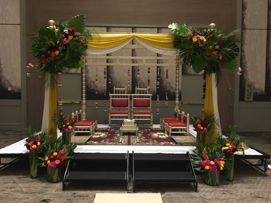 Hindu/Indian Weddings - I love doing Indian/Hindu weddings! They are full of beautiful traditions, large families, and delicious food. Plus, they are the BEST parties. This wedding was at the Universal Hilton and the baraat was complete with a horse. The rain didn't stop us from having a great party.