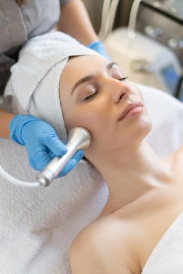 Glowing skin starts here (All-inclusive facials) - First-Time Client Special: 20% Off First Facial. Advanced skincare. Fully customized facial treatment. Woman's and Man's facial, Teen facial. Glowing skin starts here (All-inclusive facials) - First-Time Client Special: 20% Off First Facial. Advanced skincare. Fully customized facial treatment. Woman's and Man's facial, Teen facial.