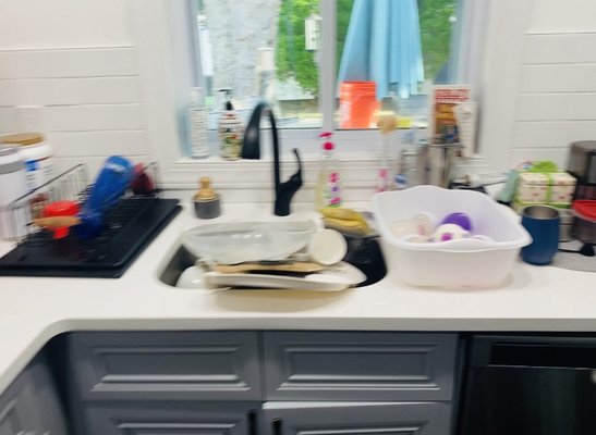 House Cleaning Services - Pictures of before and afters services. House Cleaning Services - Pictures of before and afters services.