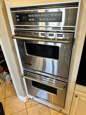 Viking Oven - The client reached out with an issue regarding their Viking oven, where the inner glass had cracked and needed replacement. We ordered the original part and completed the replacement, restoring the oven to perfect working condition. Viking Oven - The client reached out with an issue regarding their Viking oven, where the inner glass had cracked and needed replacement. We ordered the original part and completed the replacement, restoring the oven to perfect working condition.