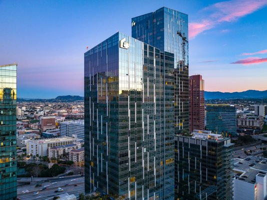 Francisco St high rise building listing - Encompassing a full city block in the heart of Downtown Los Angeles, Metropolis is a place to relax, recharge, and reflect—in the midst of it all. Composed of the boutique Hotel Indigo, 70,000 square feet of retail space, and three towers of extraordinary living opportunities, Metropolis is waiting for you to call it home. Francisco St high rise building listing - Encompassing a full city block in the heart of Downtown Los Angeles, Metropolis is a place to relax, recharge, and reflect—in the midst of it all. Composed of the boutique Hotel Indigo, 70,000 square feet of retail space, and three towers of extraordinary living opportunities, Metropolis is waiting for you to call it home.