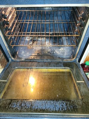 Oven Cleaning - Before and after photos of a detailed oven cleaning done on an oven purchased in 2018 and had not been cleaned since. Oven Cleaning - Before and after photos of a detailed oven cleaning done on an oven purchased in 2018 and had not been cleaned since.
