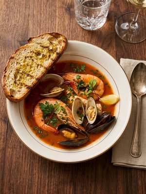 Dinner at King William - Discover Chef Jill Arreguin’s seasonal, European-inspired cuisine at King William. Rooted in classical technique and exceptional ingredients, the menu features fresh seafood and oysters, house-made pastas, premium Texas steaks, caviar and signature entrées. Set in an intimate, candlelit dining room in San Antonio’s historic King William District, dinner brings together thoughtful cuisine, exceptional wine and genuine hospitality. Dinner at King William - Discover Chef Jill Arreguin’s seasonal, European-inspired cuisine at King William. Rooted in classical technique and exceptional ingredients, the menu features fresh seafood and oysters, house-made pastas, premium Texas steaks, caviar and signature entrées. Set in an intimate, candlelit dining room in San Antonio’s historic King William District, dinner brings together thoughtful cuisine, exceptional wine and genuine hospitality.
