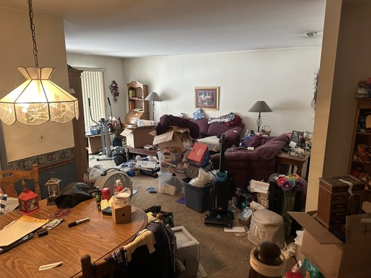 Full property clean out! - Complete removal of all unwanted items from a two-bedroom, one-bathroom condo. Service includes clearing out furniture, appliances, mattresses, household clutter, bagged trash, and miscellaneous debris from all rooms, closets, kitchen, bathroom, and common living areas. Items are carefully removed without damage to walls, floors, or common areas, with all materials properly hauled away for disposal, recycling, or donation where applicable. Ideal for move-outs, evictions, estate cleanouts, or property turnovers, leaving the condo empty and ready for cleaning, renovation, or sale.