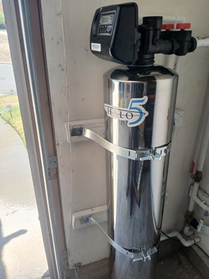 Halo 5 water filtration - This customer was interested in a water filtration system to improve the water quality to their home. The system was installed in 1 day and comes with a 10 year warranty by manufacturer. No maintenance is needed. #HALO 5 Halo 5 water filtration - This customer was interested in a water filtration system to improve the water quality to their home. The system was installed in 1 day and comes with a 10 year warranty by manufacturer. No maintenance is needed. #HALO 5
