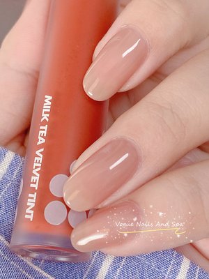 Beige Nude Nails - Let the nails looks very smooth Beige Nude Nails - Let the nails looks very smooth