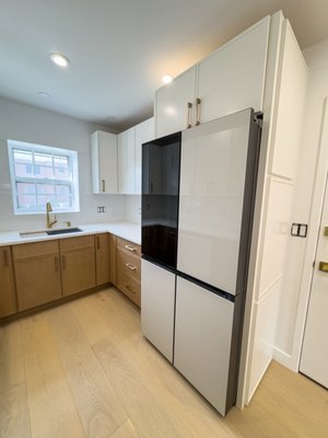 Full Kitchen remodel - A full apartment transformation — starting with the kitchen ✨
We installed high-quality cabinets and a granite countertop to create a clean, modern look that’s both stylish and durable. Thoughtful design, quality materials, and expert installation — everything your home deserves. Full Kitchen remodel - A full apartment transformation — starting with the kitchen ✨
We installed high-quality cabinets and a granite countertop to create a clean, modern look that’s both stylish and durable. Thoughtful design, quality materials, and expert installation — everything your home deserves.
