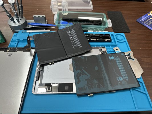 iPad Battery and Charging Port Replacement - iPad Battery and Charging port replacement for one of our customers. iPad Battery and Charging Port Replacement - iPad Battery and Charging port replacement for one of our customers.