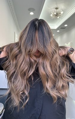 Best Brunette & Caramel Balayage - The depth and dimension for brunette and caramel balayage is a gorgeous & popular choice for those looking to add warmth and dimension. Dark dimensional and light tones to bring out the beauty in the eye of the holder.
Please follow us on:
instagram.com/davidasalon
tiktok.com/davidasalon Best Brunette & Caramel Balayage - The depth and dimension for brunette and caramel balayage is a gorgeous & popular choice for those looking to add warmth and dimension. Dark dimensional and light tones to bring out the beauty in the eye of the holder.
Please follow us on:
instagram.com/davidasalon
tiktok.com/davidasalon