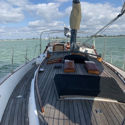 Sailing charters Day and destination sailing￼ - blackduckcharters.com￼
Sailing Charter/excursions￼
Day sails
Sun set sails
Full moon sails
Weddings  and wakes