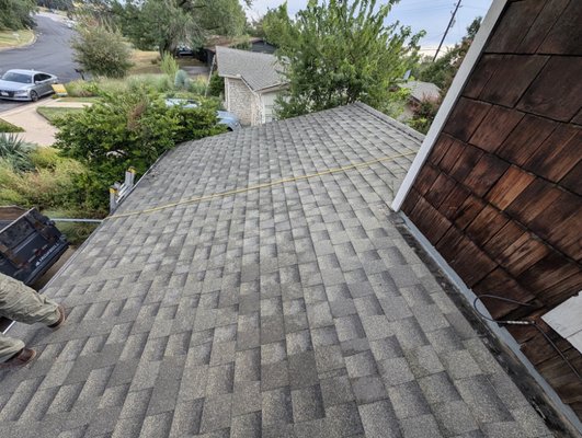 Austin Texas Project - South Austin - South Austin Roof installation job with a class 4 shingle upgrade. Austin Texas Project - South Austin - South Austin Roof installation job with a class 4 shingle upgrade.