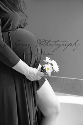 Maternity - Maternity photos with some special mothers.