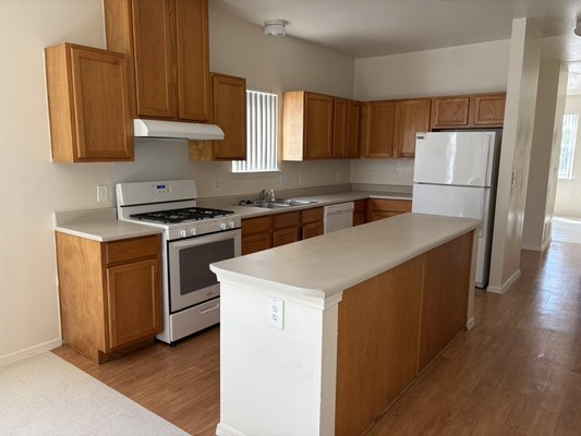 Move out cleaning - This is move out cleaning project from on post housing ( Fort Cavazos). We understand that moving can be overwhelming so our team is ready to lift the cleaning weight off your shoulders with affordable and reliable service! Call today for Free estimate Move out cleaning - This is move out cleaning project from on post housing ( Fort Cavazos). We understand that moving can be overwhelming so our team is ready to lift the cleaning weight off your shoulders with affordable and reliable service! Call today for Free estimate