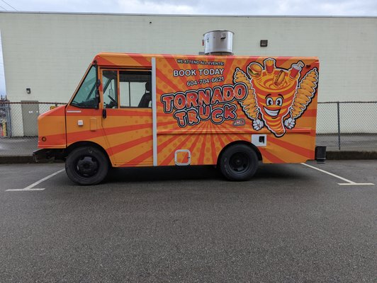 Hire Our Food Truck - Hire our food truck for any type of special events,office lunches,staff party ,birthdays ..etc.We will create a menu for your needs Hire Our Food Truck - Hire our food truck for any type of special events,office lunches,staff party ,birthdays ..etc.We will create a menu for your needs