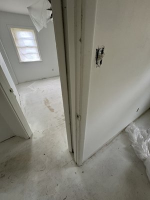 Mold remediation before and after photos - This entire house had a mold problem, so we came in, did mole removal and then encapsulated the entire house