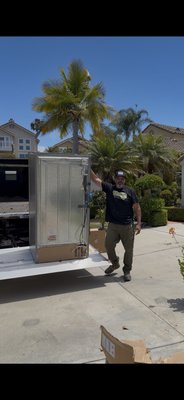 The LiftGate advantage - A refrigerator was safely loaded with our lift gate. With out risk of damage or injury. The LiftGate advantage - A refrigerator was safely loaded with our lift gate. With out risk of damage or injury.