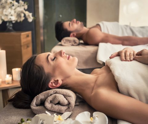 Couples massage - enjoy the best massage with your love in private couples room. Couples massage - enjoy the best massage with your love in private couples room.