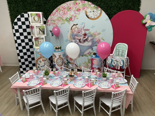 VIP BIRTHDAY PACKAGES - Elys Play House
VIP Party comes with the an empty party for 10 Kids and 20 Adults. Your party will come decorated upon your arrival, no set up or clean up required. Make your kid feel extra special with their favorite decorated party and you get to relax as everything is done for you!
10 Kids and 20 Adults
Decorations Included: 8 ft themed balloon garland, (2) backdrops ( circle, arched or 7x5 wall drop), themed plates & napkins, both party room and dinning room is decorated ( check out our Instagram for photos elys_play_house)
4 Medium 1 Topping Pizzas from Dominos
Juice Boxes
2 1/2 Hours party room must be emptied 20 minutes before playtime ends to allow our staff to clean up in time.
$40 Add On For Each Kid Add on with 2 Adults
$750 includes sales tax ( $100 refundable retainer) total $650
Times: 12pm to 2:30pm, 3pm to 5:30p, 6pm to 8:30p VIP BIRTHDAY PACKAGES - Elys Play House
VIP Party comes with the an empty party for 10 Kids and 20 Adults. Your party will come decorated upon your arrival, no set up or clean up required. Make your kid feel extra special with their favorite decorated party and you get to relax as everything is done for you!
10 Kids and 20 Adults
Decorations Included: 8 ft themed balloon garland, (2) backdrops ( circle, arched or 7x5 wall drop), themed plates & napkins, both party room and dinning room is decorated ( check out our Instagram for photos elys_play_house)
4 Medium 1 Topping Pizzas from Dominos
Juice Boxes
2 1/2 Hours party room must be emptied 20 minutes before playtime ends to allow our staff to clean up in time.
$40 Add On For Each Kid Add on with 2 Adults
$750 includes sales tax ( $100 refundable retainer) total $650
Times: 12pm to 2:30pm, 3pm to 5:30p, 6pm to 8:30p