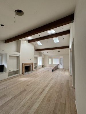 Private Calistoga Home on a Vineyard- Level 5 Finish
Completed: September 9th 2025 - This remodel included two full bedrooms plus hallway and living space patches, all finished to a Level 5 smooth finish. Since the floors were already completed, the home required extra care—every walkway and living area was fully protected before work began. The result is seamless walls and ceilings that highlight the home’s natural light and architecture Private Calistoga Home on a Vineyard- Level 5 Finish
Completed: September 9th 2025 - This remodel included two full bedrooms plus hallway and living space patches, all finished to a Level 5 smooth finish. Since the floors were already completed, the home required extra care—every walkway and living area was fully protected before work began. The result is seamless walls and ceilings that highlight the home’s natural light and architecture