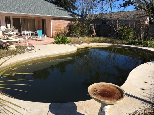 Acid washing hurricane damaged concrete (gunite) pool. - Drained, debris removed, pressure washed and acid washed the pool. Acid washing hurricane damaged concrete (gunite) pool. - Drained, debris removed, pressure washed and acid washed the pool.