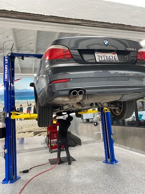 BMW Electrical - Bmw's are very trick sometimes but we get the work done.