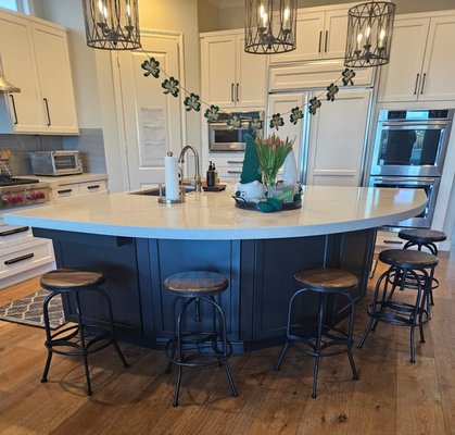 2-Tone Cabinet Refacing in Maple - Ready to celebrate St. Patrick's Day, this Pacific Kitchens' remodel features refaced cabinets and center island in "White Lightning" and "Iron Ore" colors respectively, The doors are solid maple in a 'beveled shaker' style. Countertop is quartz. Call us for a Free In-Home Estimate 858-277-0701. 2-Tone Cabinet Refacing in Maple - Ready to celebrate St. Patrick's Day, this Pacific Kitchens' remodel features refaced cabinets and center island in "White Lightning" and "Iron Ore" colors respectively, The doors are solid maple in a 'beveled shaker' style. Countertop is quartz. Call us for a Free In-Home Estimate 858-277-0701.
