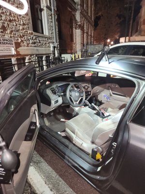 pictures and examples of All of the jobs that we do! - this gallery is a quick view to show a couple of examples of jobs that we can do such as, fuel deliveries, lockout services for any vehicle! we also do tire changes if you have a spare tire as well as flat fixes for those flats that are fixable. we offer a wide variety of batteries so we can install if you have a bad battery and or we can jumpstart your battery just to get you back on the road pictures and examples of All of the jobs that we do! - this gallery is a quick view to show a couple of examples of jobs that we can do such as, fuel deliveries, lockout services for any vehicle! we also do tire changes if you have a spare tire as well as flat fixes for those flats that are fixable. we offer a wide variety of batteries so we can install if you have a bad battery and or we can jumpstart your battery just to get you back on the road