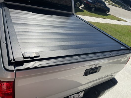 Retrax Bedcover installed - Retrax bedcover installed on this Toyota Tundra Retrax Bedcover installed - Retrax bedcover installed on this Toyota Tundra