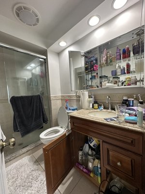 Home organization. - For this bath we made an organization. Home organization. - For this bath we made an organization.