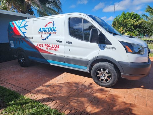 New unit install 5 tons - The three P’s. Professional, Polite and Prompt. Arrived within one hour and my new A/C unit was installed the very same day. I have recommended Aircool Miami to my friends and family. If you’re looking for great service, I highly recommend this company.