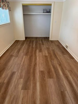 Bedroom Transformation - 🏡✨ Bedroom Transformation: From Carpet to Waterproof Hybrid Flooring! ✨🏡 What Do You Think? 🤔✨
Check out this stunning before-and-after! This bedroom went from old carpet to a durable, waterproof hybrid flooring that’s perfect for style and longevity.
✅ Waterproof & Scratch-Resistant
✅ Easy to Maintain & Pet-Friendly
✅ Modern Look & Long-Lasting Durability
Upgrade your floors today with Epic Floors! Contact us for a FREE in-home estimate and let’s bring your vision to life.
📞 Call/Text: (313) 797-9799
💻 https://www.epicfloors.us/free-estimate
📍We proudly serve Wayne, Oakland, Macomb, and Washtenaw counties in Michigan. Bedroom Transformation - 🏡✨ Bedroom Transformation: From Carpet to Waterproof Hybrid Flooring! ✨🏡 What Do You Think? 🤔✨
Check out this stunning before-and-after! This bedroom went from old carpet to a durable, waterproof hybrid flooring that’s perfect for style and longevity.
✅ Waterproof & Scratch-Resistant
✅ Easy to Maintain & Pet-Friendly
✅ Modern Look & Long-Lasting Durability
Upgrade your floors today with Epic Floors! Contact us for a FREE in-home estimate and let’s bring your vision to life.
📞 Call/Text: (313) 797-9799
💻 https://www.epicfloors.us/free-estimate
📍We proudly serve Wayne, Oakland, Macomb, and Washtenaw counties in Michigan.