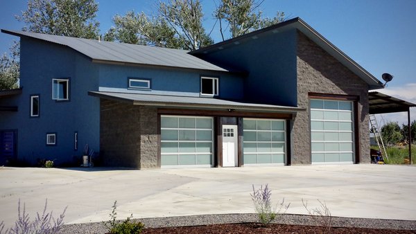 Residential Garage Doors - Montrose Garage Doors proudly offers a wide selection of premium residential garage doors sourced from industry-leading manufacturers, Raynor Garage Doors and Martin Garage Doors. Our range includes stylish and durable options that enhance your home’s curb appeal while providing superior security and functionality. Whether you’re looking for classic elegance or modern sophistication, our choice offerings are designed to meet your unique needs and preferences. Trust Montrose Garage Doors to deliver exceptional quality and craftsmanship, ensuring your garage door not only looks great but also stands the test of time Residential Garage Doors - Montrose Garage Doors proudly offers a wide selection of premium residential garage doors sourced from industry-leading manufacturers, Raynor Garage Doors and Martin Garage Doors. Our range includes stylish and durable options that enhance your home’s curb appeal while providing superior security and functionality. Whether you’re looking for classic elegance or modern sophistication, our choice offerings are designed to meet your unique needs and preferences. Trust Montrose Garage Doors to deliver exceptional quality and craftsmanship, ensuring your garage door not only looks great but also stands the test of time