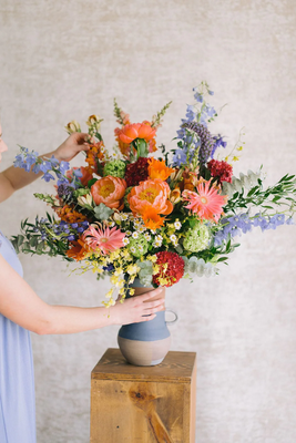 Retail Highlights - Our online floral and gift shop offers a wide range of designs and gift options for any of life's milestones and occasions! Here are some of our most popular offerings. We can also customize florals and gifts to your liking, so please visit us on our site or give us a call to order something special! Retail Highlights - Our online floral and gift shop offers a wide range of designs and gift options for any of life's milestones and occasions! Here are some of our most popular offerings. We can also customize florals and gifts to your liking, so please visit us on our site or give us a call to order something special!