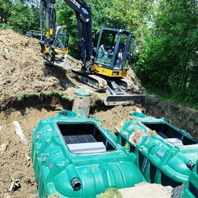 Installation septique - Détenant plus de 10 ans d'expérience combiné, Construction McLab est LA référence pour vos besoins en excavation et en installation septique dans la région de la Rive-Nord de Montréal.
Que ce soit pour l'installation d'une nouvelle fosse septique ou bien pour la mise à jours de votre ancienne installation, Construction McLab saura vous guider dans le processus.
Nous offrons aussi notre expertise dans le domaine de l'excavation. Que ce soit pour le déboisement de votre nouveau terrain, l'excavation de vos nouvelles fondations ou bien le raccordement aux services de la ville, Construction McLab est l'entreprise qu'il vous faut.
Nos équipements récents et bien entretenues, notre professionalisme ainsi que notre expertise nous permettent d'exécuter autant des projets de petite ou de grosse envergure autant au niveau résidentiel qu'au niveau commercial Installation septique - Détenant plus de 10 ans d'expérience combiné, Construction McLab est LA référence pour vos besoins en excavation et en installation septique dans la région de la Rive-Nord de Montréal.
Que ce soit pour l'installation d'une nouvelle fosse septique ou bien pour la mise à jours de votre ancienne installation, Construction McLab saura vous guider dans le processus.
Nous offrons aussi notre expertise dans le domaine de l'excavation. Que ce soit pour le déboisement de votre nouveau terrain, l'excavation de vos nouvelles fondations ou bien le raccordement aux services de la ville, Construction McLab est l'entreprise qu'il vous faut.
Nos équipements récents et bien entretenues, notre professionalisme ainsi que notre expertise nous permettent d'exécuter autant des projets de petite ou de grosse envergure autant au niveau résidentiel qu'au niveau commercial