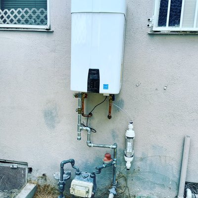 Just a couple of Water Heater installation pictures in the last couple weeks. - Here at Carbajal Plumbing we’re always dealing with Water Heaters that either need to be brought up to code reinstalled or just upgraded. It’s one of our strong suits in the company. We understand that hot water is very important to everybody and try to respond immediately and show up on time