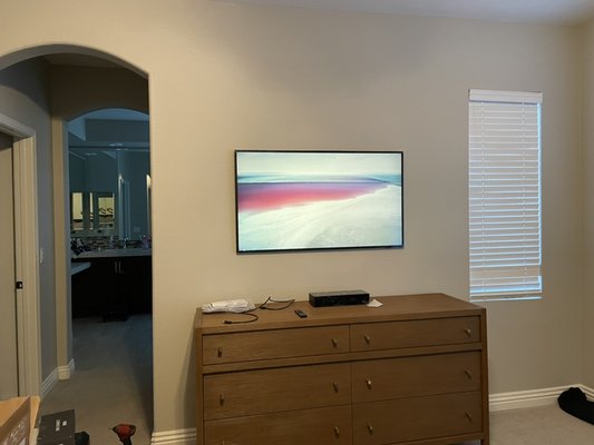 Samsung Frame TV Installation - The Samsung Frame TV is an install that takes a different level of attention to detail and know how. Call us today to see what HangTech can do to customize your installation and and give you that picture frame look! Samsung Frame TV Installation - The Samsung Frame TV is an install that takes a different level of attention to detail and know how. Call us today to see what HangTech can do to customize your installation and and give you that picture frame look!