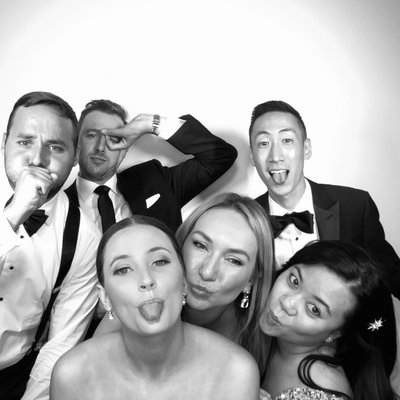 Photobooth - look at this fun party gime a call Photobooth - look at this fun party gime a call