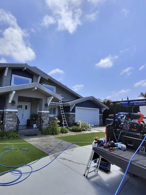 5 star service!! Best window cleaner in your area - Brighten your view with our professional window washing services! We specialize in residential and commercial projects, delivering spotless results and crystal-clear windows every time. With attention to detail, reliable scheduling, and a satisfaction guarantee, our portfolio showcases our commitment to quality and customer care. 5 star service!! Best window cleaner in your area - Brighten your view with our professional window washing services! We specialize in residential and commercial projects, delivering spotless results and crystal-clear windows every time. With attention to detail, reliable scheduling, and a satisfaction guarantee, our portfolio showcases our commitment to quality and customer care.