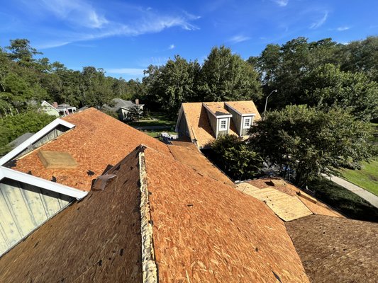Roof Restoration 2023 - We take pride in showcasing one of our recent projects in Lacombe, where we had the opportunity to assist a homeowner in dire need of a roof replacement following a severe hail storm in the area. Our dedicated team played a crucial role in ensuring that our client's home was restored to its former glory, complete with a stunning GAF Slate HDZ architectural shingle roof.
The homeowner's choice of the GAF Slate HDZ architectural shingle, a beautiful grey shingle with a subtle hint of green, perfectly complemented the green siding of their house. This harmonious pairing added an elegant touch to their property's overall aesthetic.
Our journey began with a complimentary inspection, during which we identified significant hail damage to the roof and soft metals. Our findings were consistent with the weather reports detailing the recent hailstorm in the area. With this crucial information in hand, we guided the homeowner through the insurance claim process, providing them with invaluable support every step of the way.
We attended the adjuster meeting, working closely with the homeowner to ensure their interests were represented. Following the initial inspection, we coordinated with the field inspector for a second assessment. Our collective efforts led to the approval of the much-needed roof replacement.
The accompanying photos depict the remarkable transformation and the final results of this project. We take immense pride in helping homeowners like this one overcome the challenges posed by unforeseen events and in restoring their homes to their full glory.
If you are in need of roofing and insurance claim assistance, don't hesitate to reach out to us. Your satisfaction is our top priority, and we are committed to delivering excellence in every project we undertake Roof Restoration 2023 - We take pride in showcasing one of our recent projects in Lacombe, where we had the opportunity to assist a homeowner in dire need of a roof replacement following a severe hail storm in the area. Our dedicated team played a crucial role in ensuring that our client's home was restored to its former glory, complete with a stunning GAF Slate HDZ architectural shingle roof.
The homeowner's choice of the GAF Slate HDZ architectural shingle, a beautiful grey shingle with a subtle hint of green, perfectly complemented the green siding of their house. This harmonious pairing added an elegant touch to their property's overall aesthetic.
Our journey began with a complimentary inspection, during which we identified significant hail damage to the roof and soft metals. Our findings were consistent with the weather reports detailing the recent hailstorm in the area. With this crucial information in hand, we guided the homeowner through the insurance claim process, providing them with invaluable support every step of the way.
We attended the adjuster meeting, working closely with the homeowner to ensure their interests were represented. Following the initial inspection, we coordinated with the field inspector for a second assessment. Our collective efforts led to the approval of the much-needed roof replacement.
The accompanying photos depict the remarkable transformation and the final results of this project. We take immense pride in helping homeowners like this one overcome the challenges posed by unforeseen events and in restoring their homes to their full glory.
If you are in need of roofing and insurance claim assistance, don't hesitate to reach out to us. Your satisfaction is our top priority, and we are committed to delivering excellence in every project we undertake