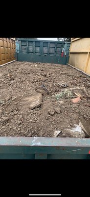 Properly filled dumpsters - All of our dumpsters require the garbage/material to be at or under the borderlines of the dumpsters