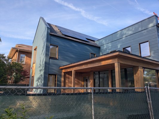 Solar + Battery - This turnkey system combines high-efficiency solar panels with a robust battery storage solution, delivering reliable, clean energy and enhanced energy independence for the first all electric home built in Oak Park. The system features industry-leading components backed by comprehensive warranties. Our expert team managed the entire process from initial consultation and system design to permitting, installation, and final commissioning, ensuring seamless integration with the customer’s existing electrical infrastructure. Solar + Battery - This turnkey system combines high-efficiency solar panels with a robust battery storage solution, delivering reliable, clean energy and enhanced energy independence for the first all electric home built in Oak Park. The system features industry-leading components backed by comprehensive warranties. Our expert team managed the entire process from initial consultation and system design to permitting, installation, and final commissioning, ensuring seamless integration with the customer’s existing electrical infrastructure.