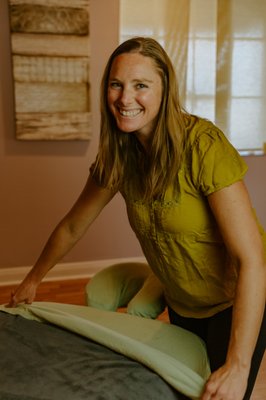 Manifestation Massage - We begin this experience by identifying stressors in your life that are causing physical tension in the body. Through guided meditation we uncover what you want to manifest in your life, and what energetic and emotional blocks need to be released to create the space for what you want. Once we discover the story you need to release, and the new story you want to set forth, I integrate this energetic theme through the rest of the massage. Using the power of guided meditation and breath work during your massage your body begins to heal and transform on an energetic, muscular, and cellular level. This massage offers an opportunity to release blocks and heal and transform on a mind, body and soul level. This helps kickstart a journey of manifesting your greatest desires and sets you on a path of self-development, self-discovery and life improvement. 

75 min $130
90 min $150
