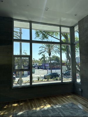 Blinds installation at a height of 14 feet. - I installed four blinds at a height of over 14 feet, and the job took about two hours.